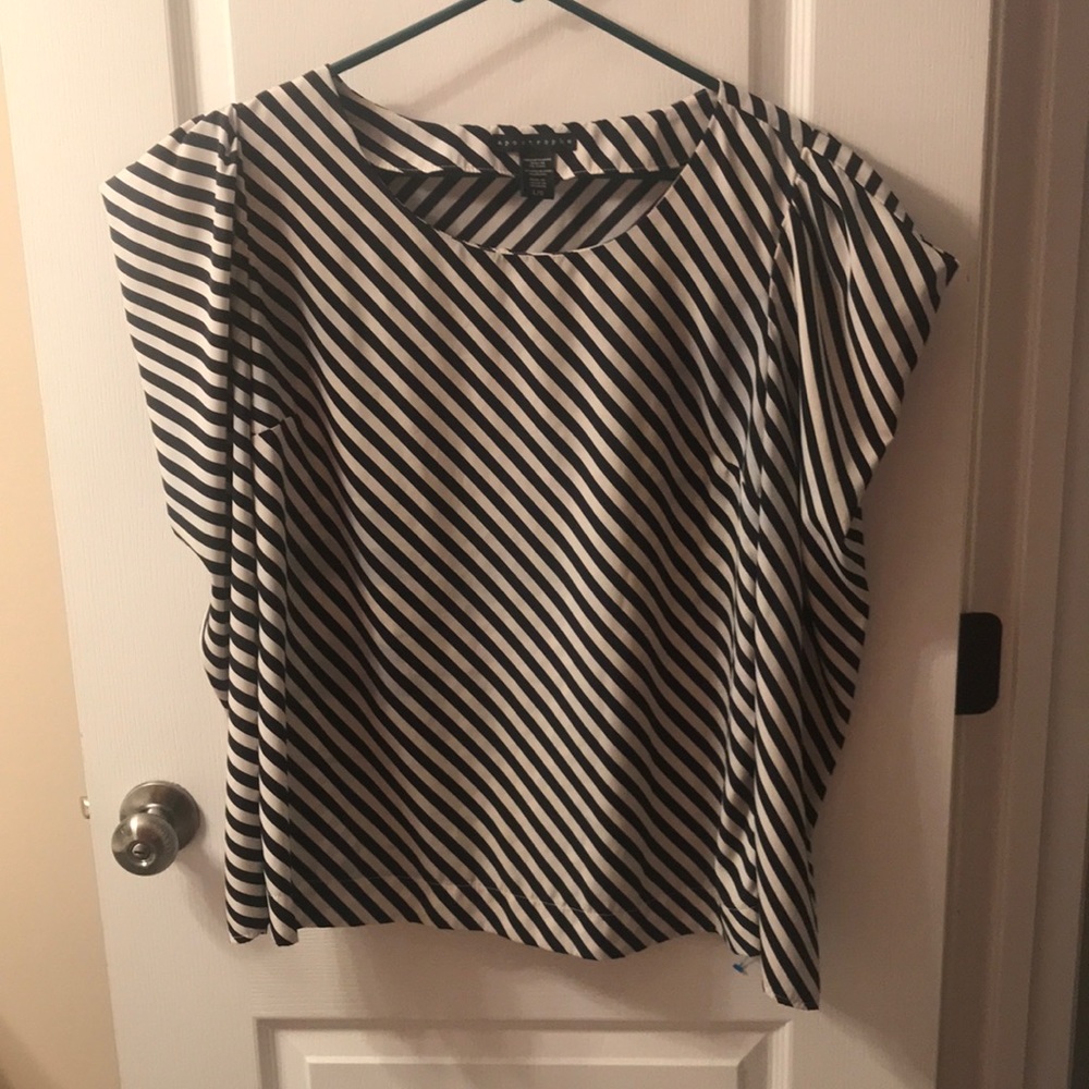 APOSTROPHE black and white large top